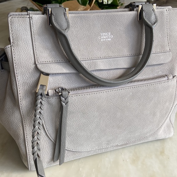 Vince Camuto Ayla Leather Purse in Cloud grey- multi pocket, brand new condition - Picture 3 of 12